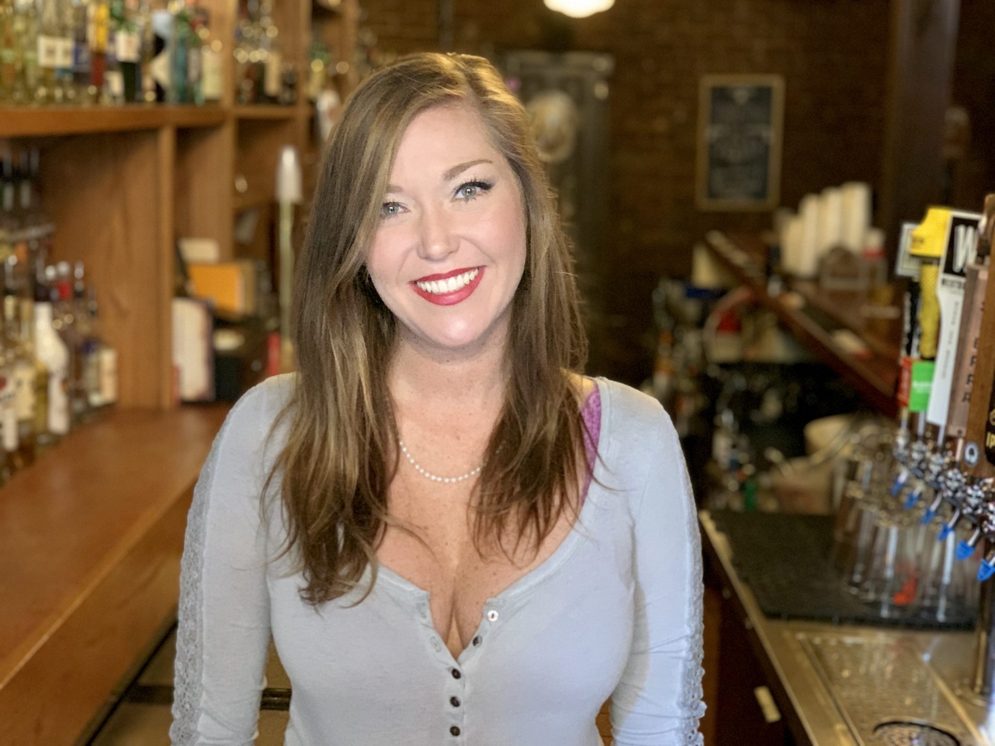 I prefer the nightlife and bartending