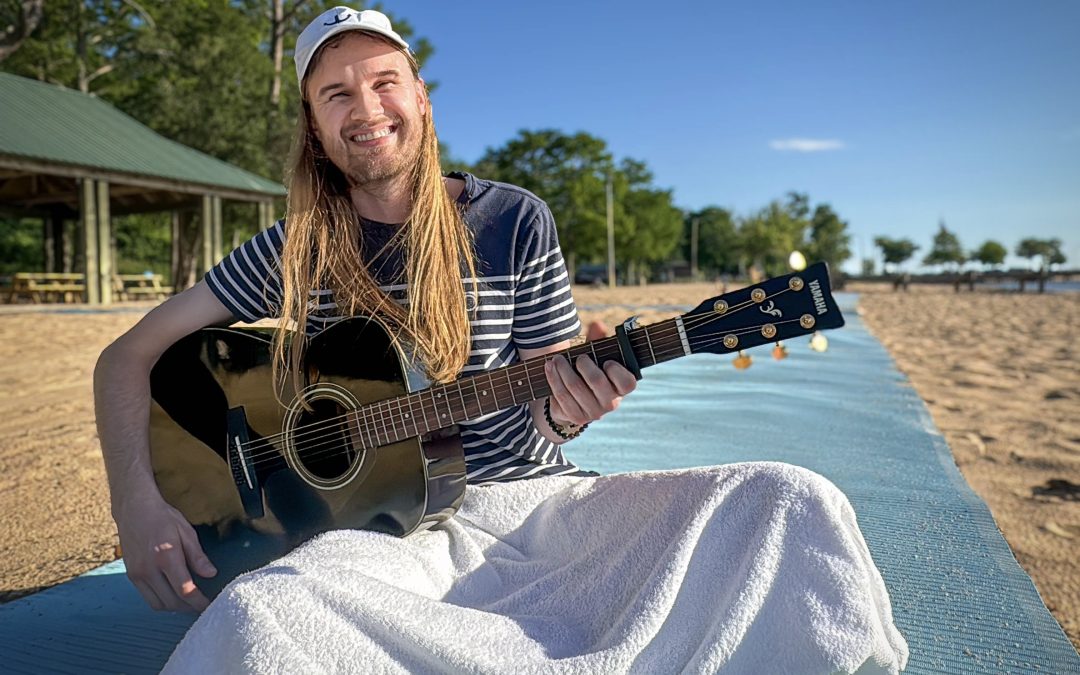 I went to a pawn shop today and got this guitar